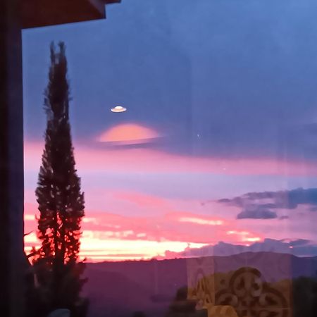 Mapleton Peaceful Provence Bnb Exteriör bild