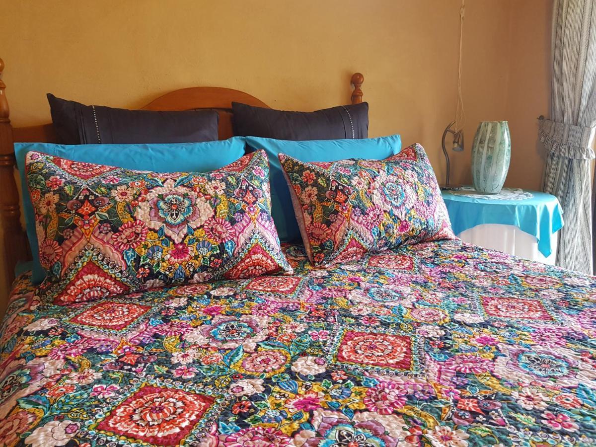 Mapleton Peaceful Provence Bnb Rum bild