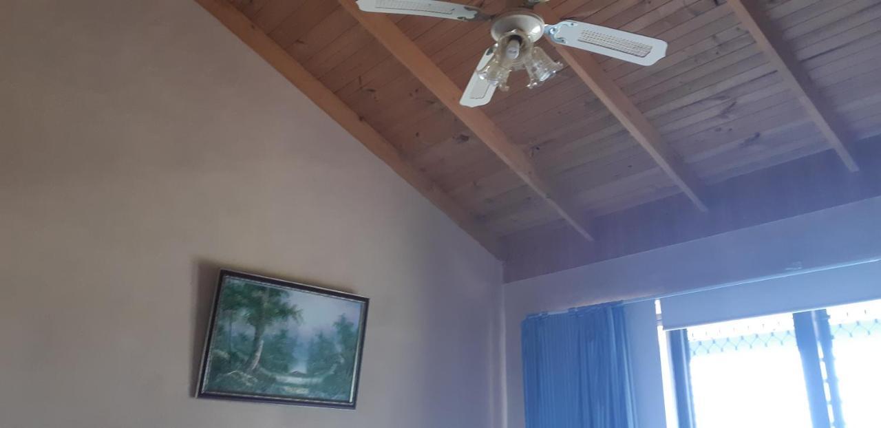 Mapleton Peaceful Provence Bnb Exteriör bild